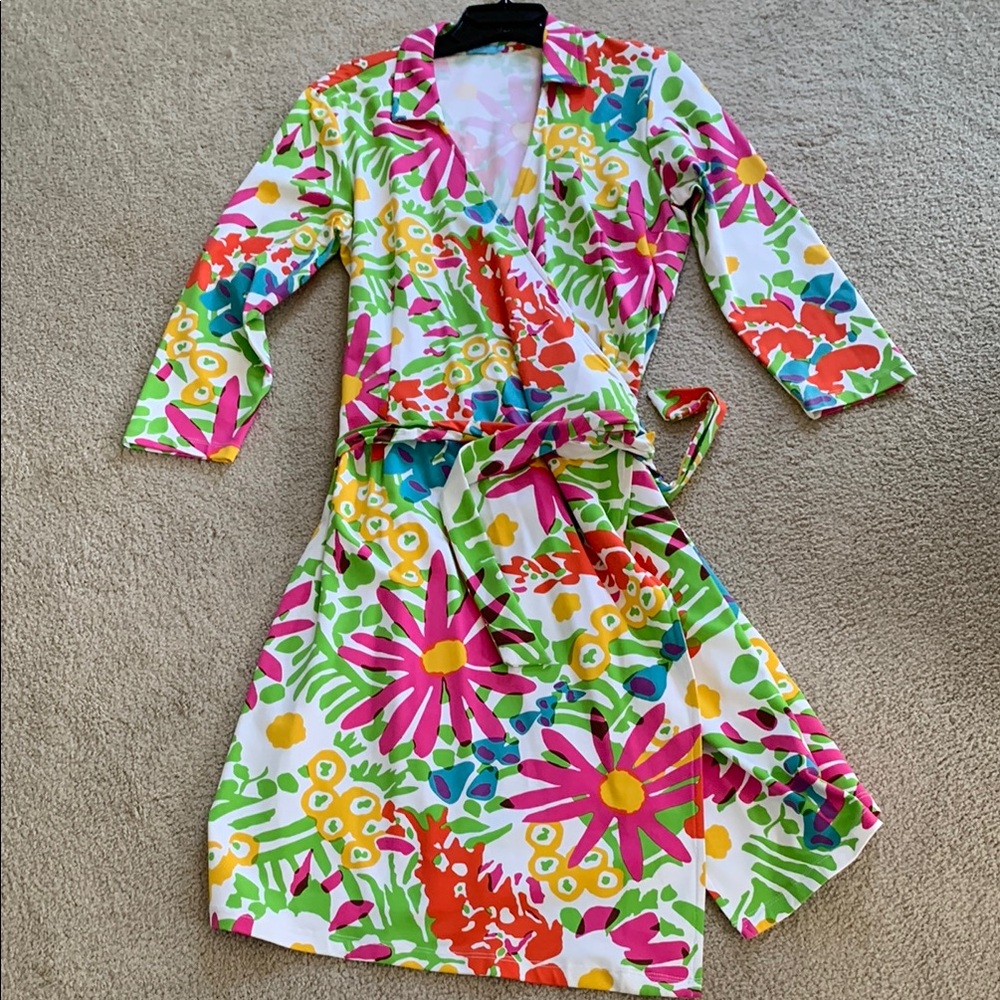 J. McLaughlin  Floral Wrap Dress Size Medium